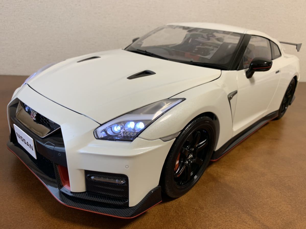 デアゴスティーニ 1/8 週刊 NISSAN GT-R NISMO 完成品 アシェット 京商