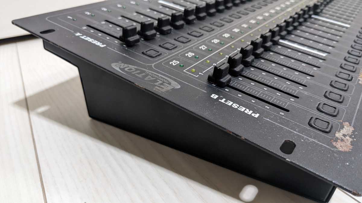 ELATION SCENE SETTER-48 DMX 照明コントローラー ELATION SCENE SETTER-48 DMX 照明コントローラー