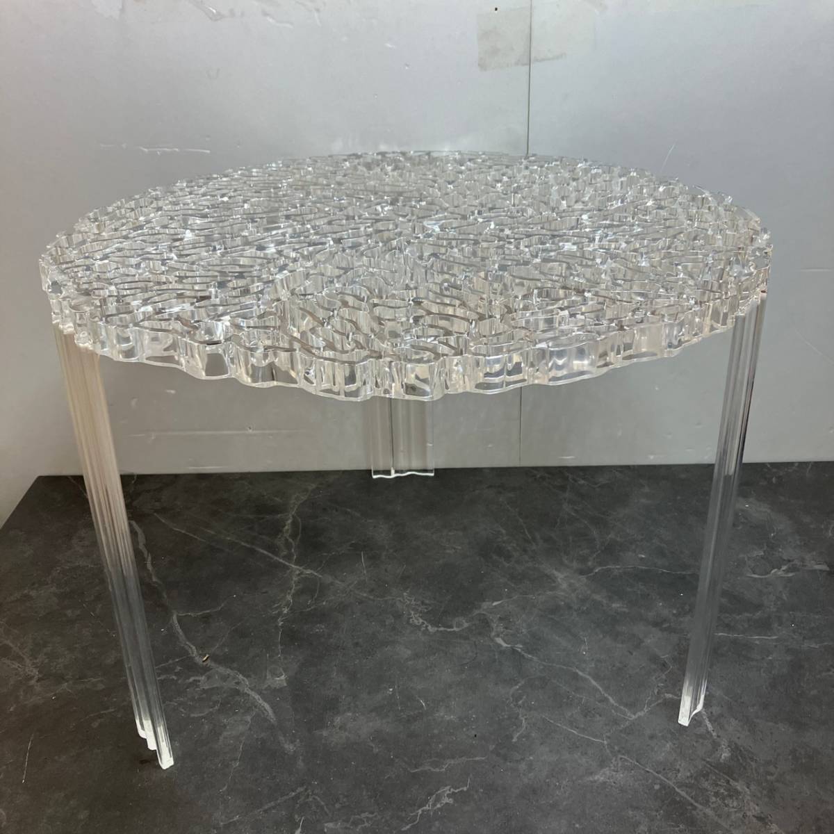 46%割引☆Kartell カルテル ティーテーブル クリスタル アクリル 美品 アウトレット買付 T-TABLE Kartell カルテル ブラック ティーテーブル サイドテーブル