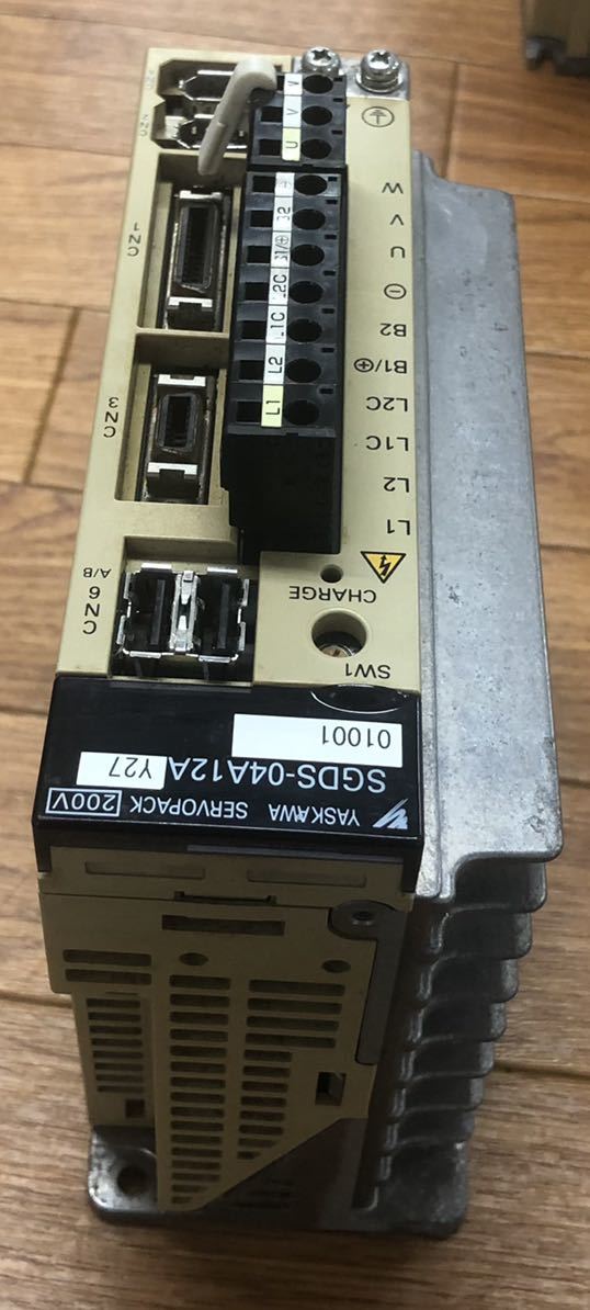 今季最新商品 YASKAWA SGDS-04A12AY27 SERVOPACK -スイッチング電源