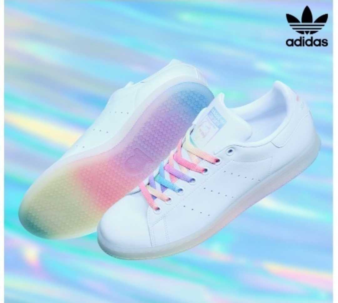 最終値下げ！スニーカー adidas アディダス STAN SMITH スタンスミス GW9680 限定 レインボー 24.5cm