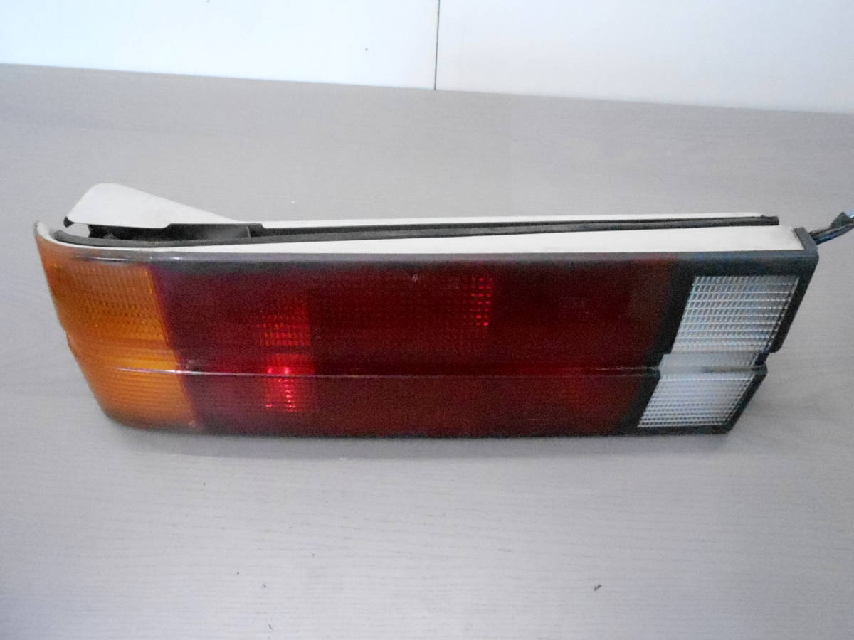 BMW E30 325i tail light left 