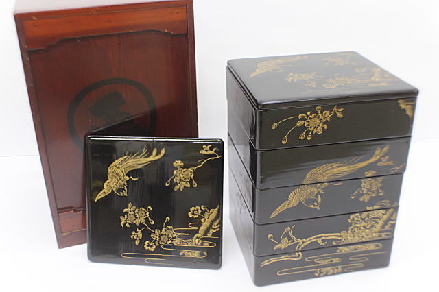 ☆黒内朱 五段重箱 蒔絵/沈金(変わり蓋付) 重箱 共箱 時代漆器 骨董