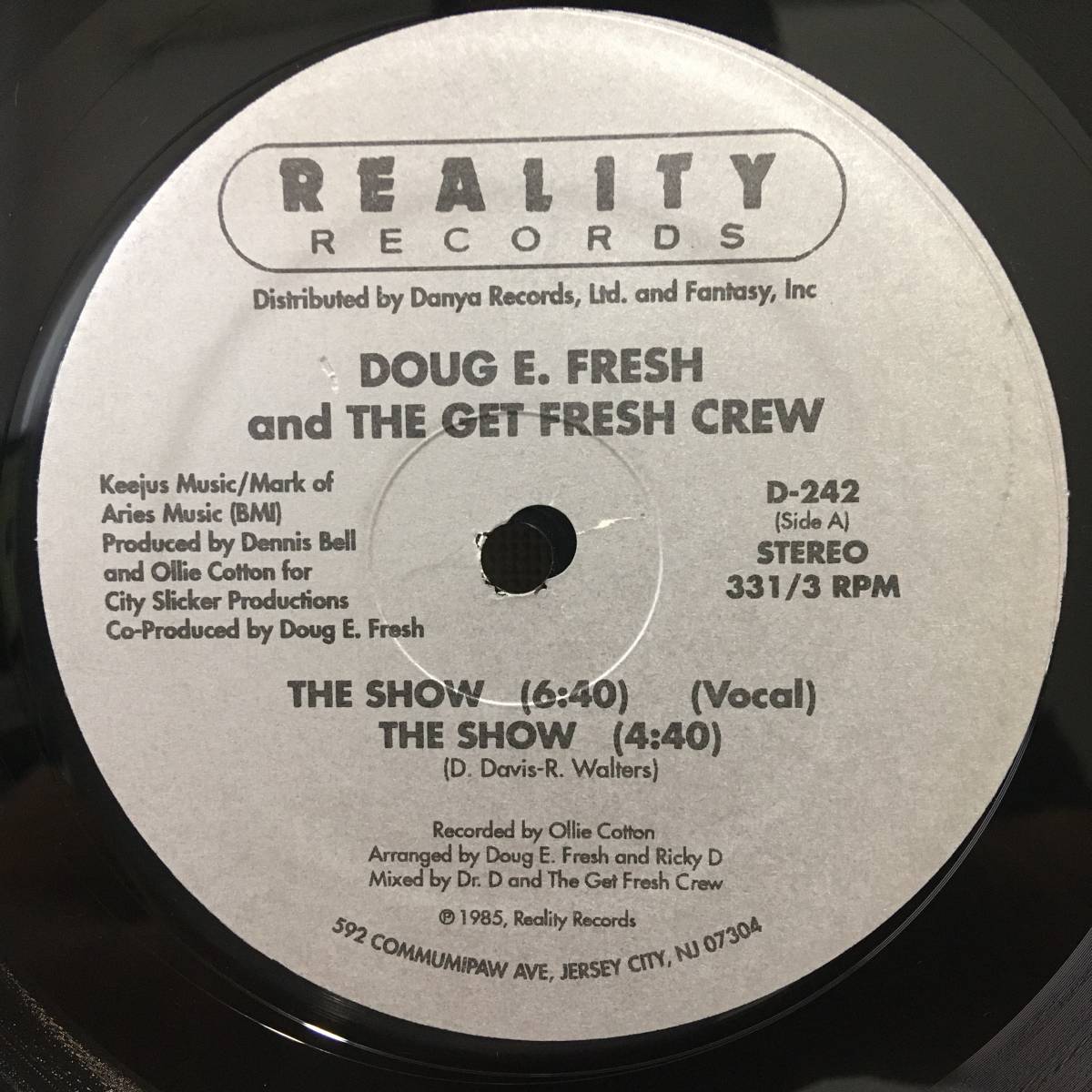 Doug E. Fresh And The Get Fresh Crew - Doug E. Fresh & M. C. Ricky D / The Show - La-Di-Da-Di　[Reality - D-242]_画像1