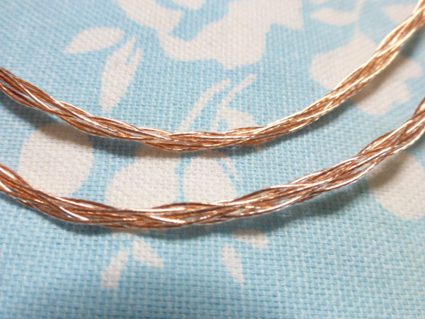 MMCX 102SSC 撚り線 16芯 ブレイド編み 2.5mm4極 純銅 テルル銅 MMCX 102SSC 撚り線 16芯 ブレイド編み 2.5mm4極 純銅 テルル銅