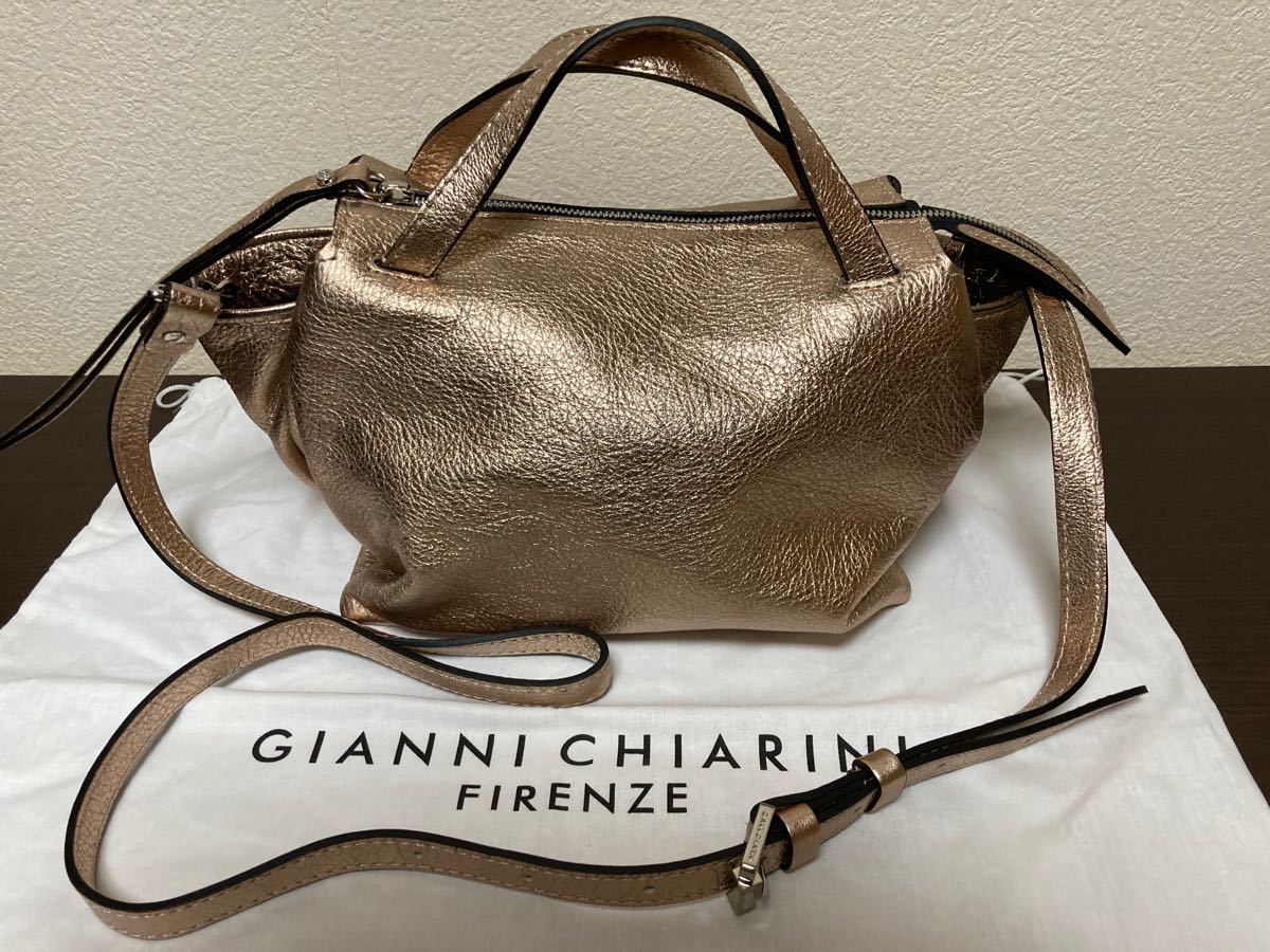 GIANNI CHIARINIジャンニキアリーニ　オリガミS シャンパン(ゴールド系) 2wayバッグ