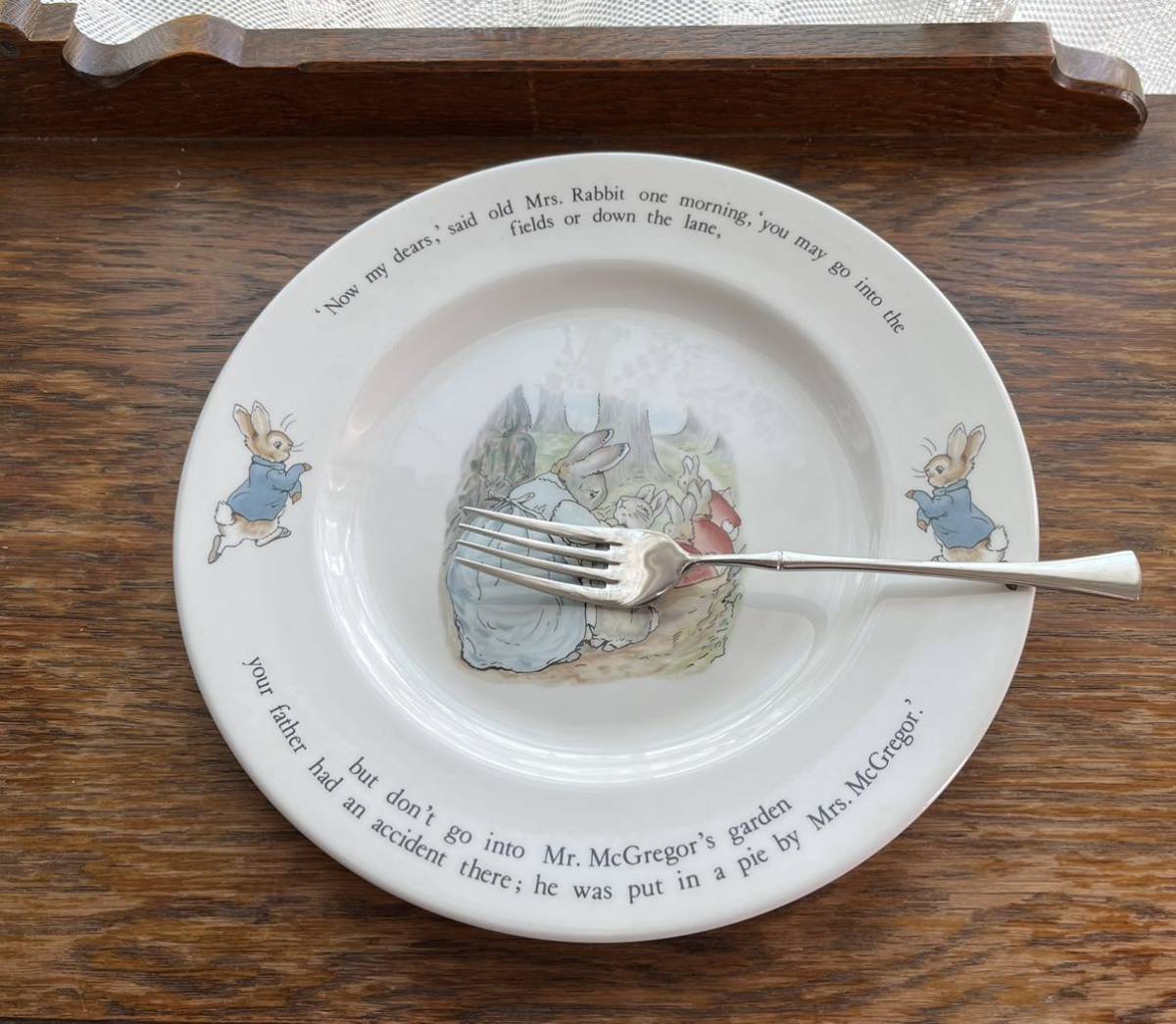 ウェッジウッド　ピーターラビット　プレート 25cm 旧刻印　Wedgwood　Peter Rabbit　子供用食器　英国製　廃版　未使用　1枚_画像5