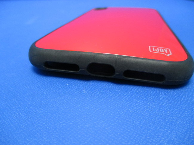 送料無料●iPhoneXS Max (6.5インチ) ケース／カバー レッド■外側の硬い素材と内側の柔らかい素材を組み合わせた耐久力！！_画像5