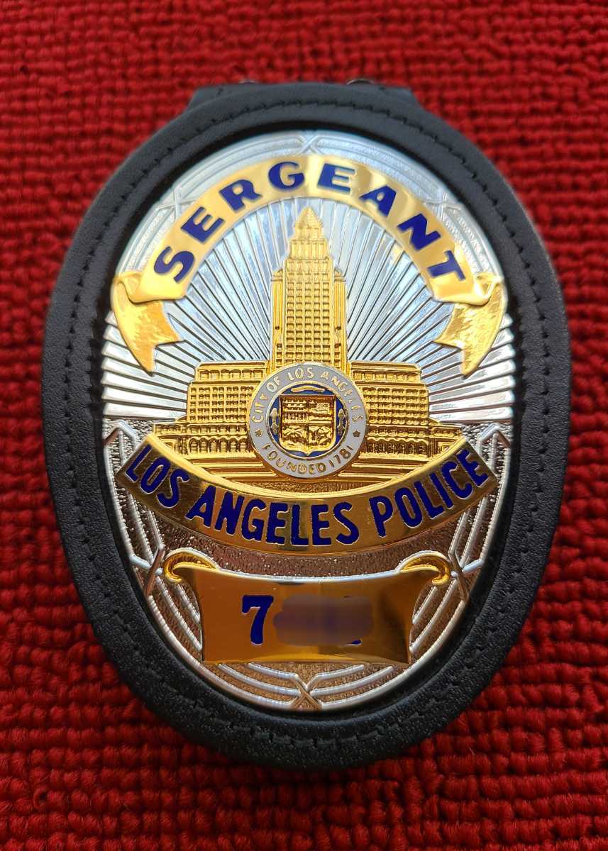 ポリス 警察 バッチ POLICE - 通販 - toptelha.net.br
