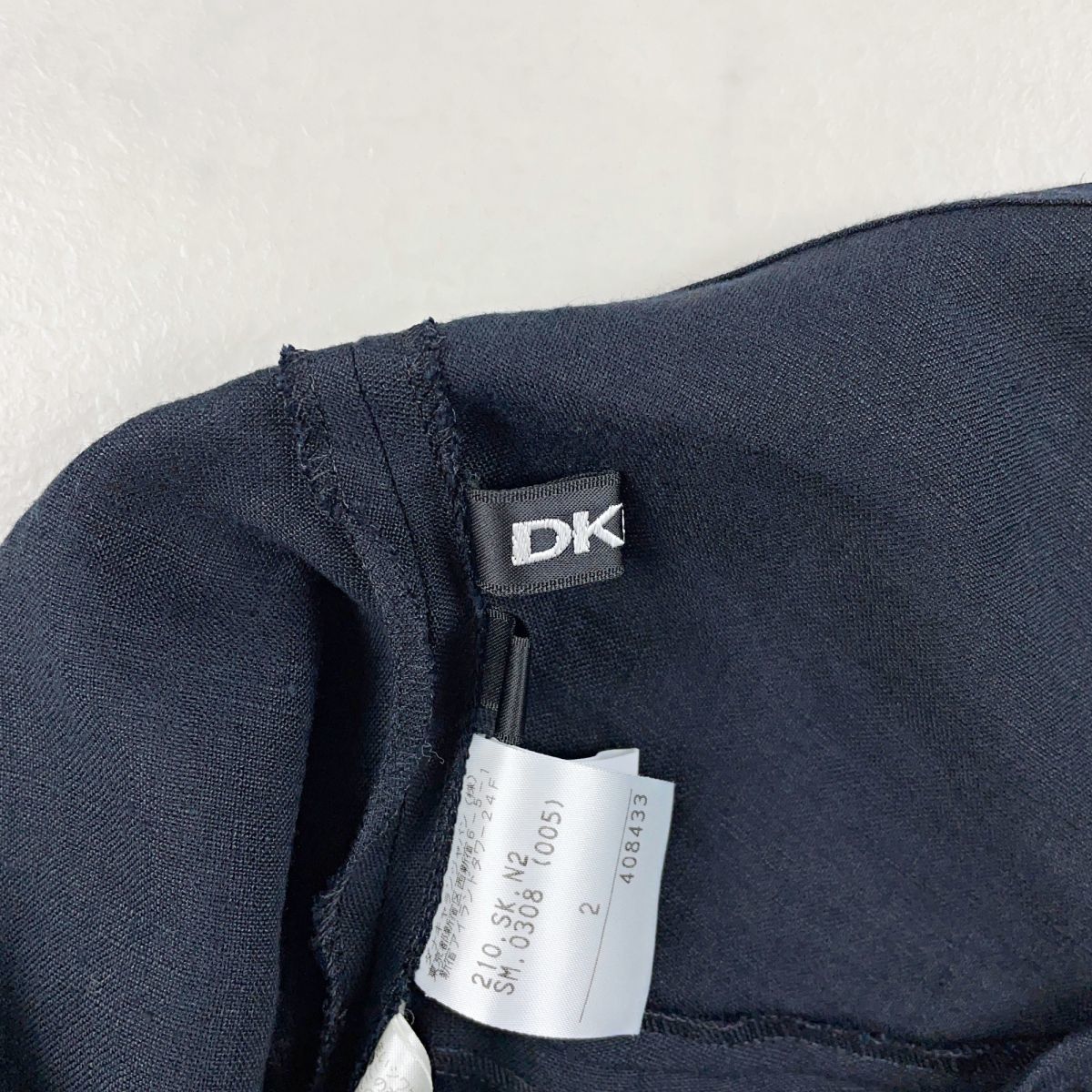 美品 DKNY ディーケーエヌワイ リネン100% フレアスカート 膝丈 裏地なし レディース ボトムス 黒 ブラック サイズ2*KB363_画像6