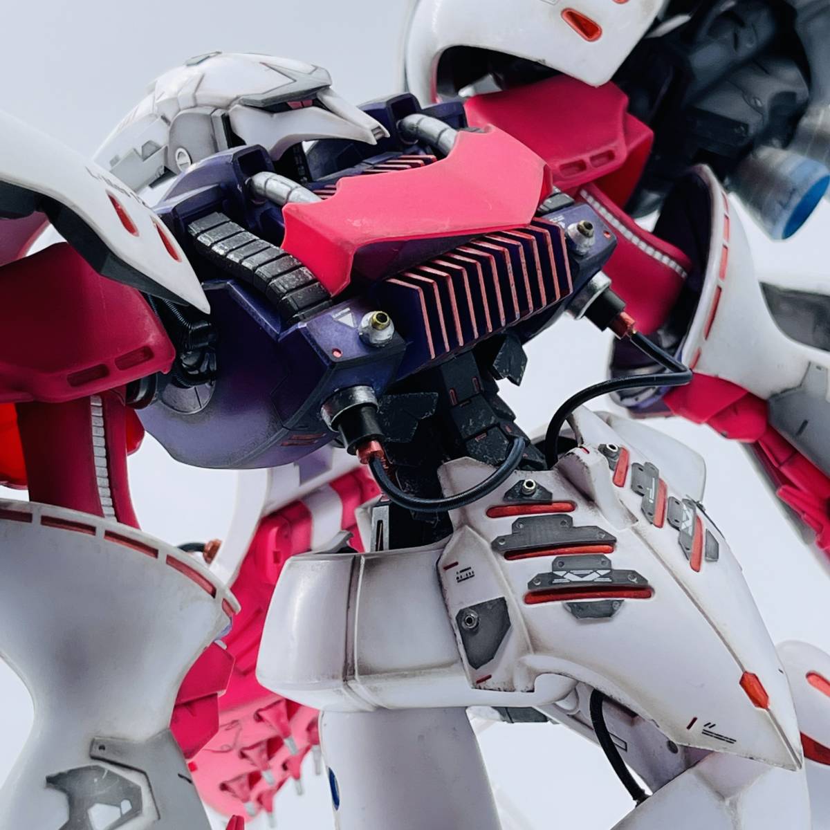 MG 1/100 キュベレイ アンベリール 【塗装済み・改修・完成品 MG 1/100 キュベレイ アンベリール 【塗装済み・改修・完成品