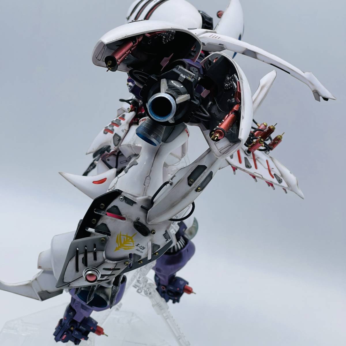 MG 1/100 キュベレイ アンベリール 【塗装済み・改修・完成品 MG 1/100 キュベレイ アンベリール 【塗装済み・改修・完成品