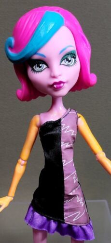 Monster High CAM Create A Monster Color Me Creepy WEREWOLF doll in dress 海外 即決 - 2
