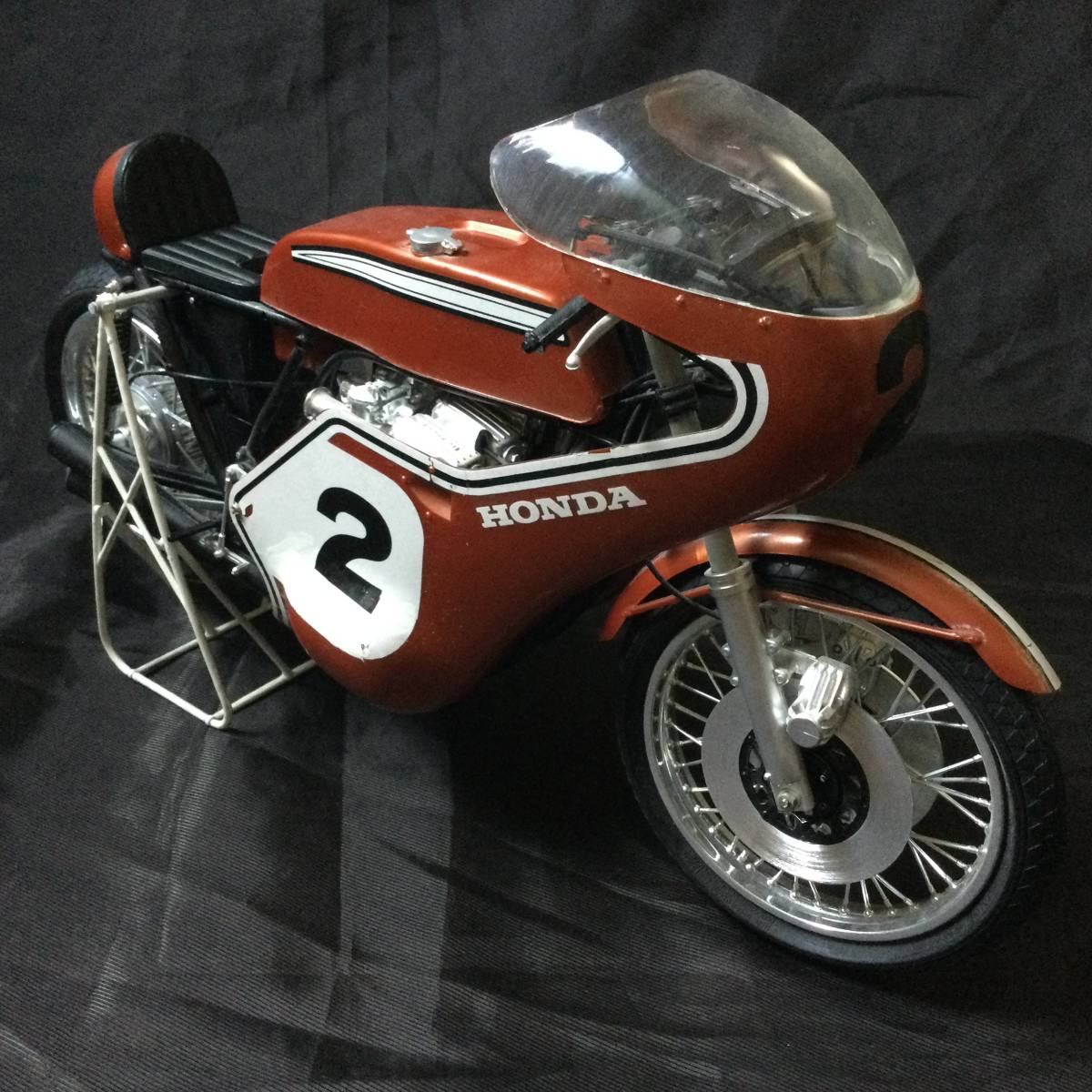 Yahoo!オークション - HONDA CB750 RACING TYPE 1/6 タミヤ 組立済み Yahoo!オークション - HONDA CB750 RACING TYPE 1/6 タミヤ 組立済み