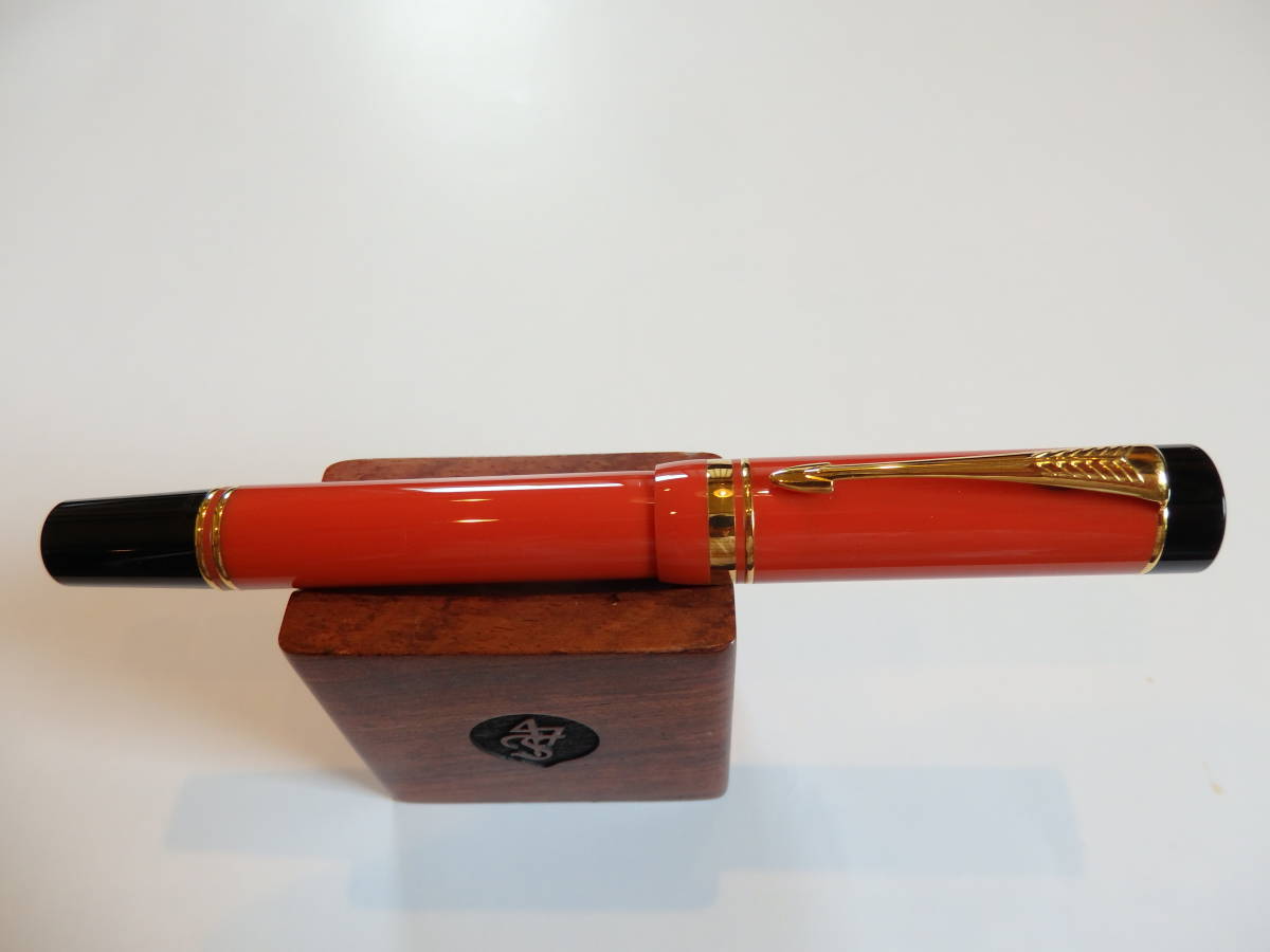 ◆【美品】パーカー　デュオフォールド　センテニアル万年筆　ビッグレッド　旧型　ペン先：18K750ソリッドゴールド　F_画像3