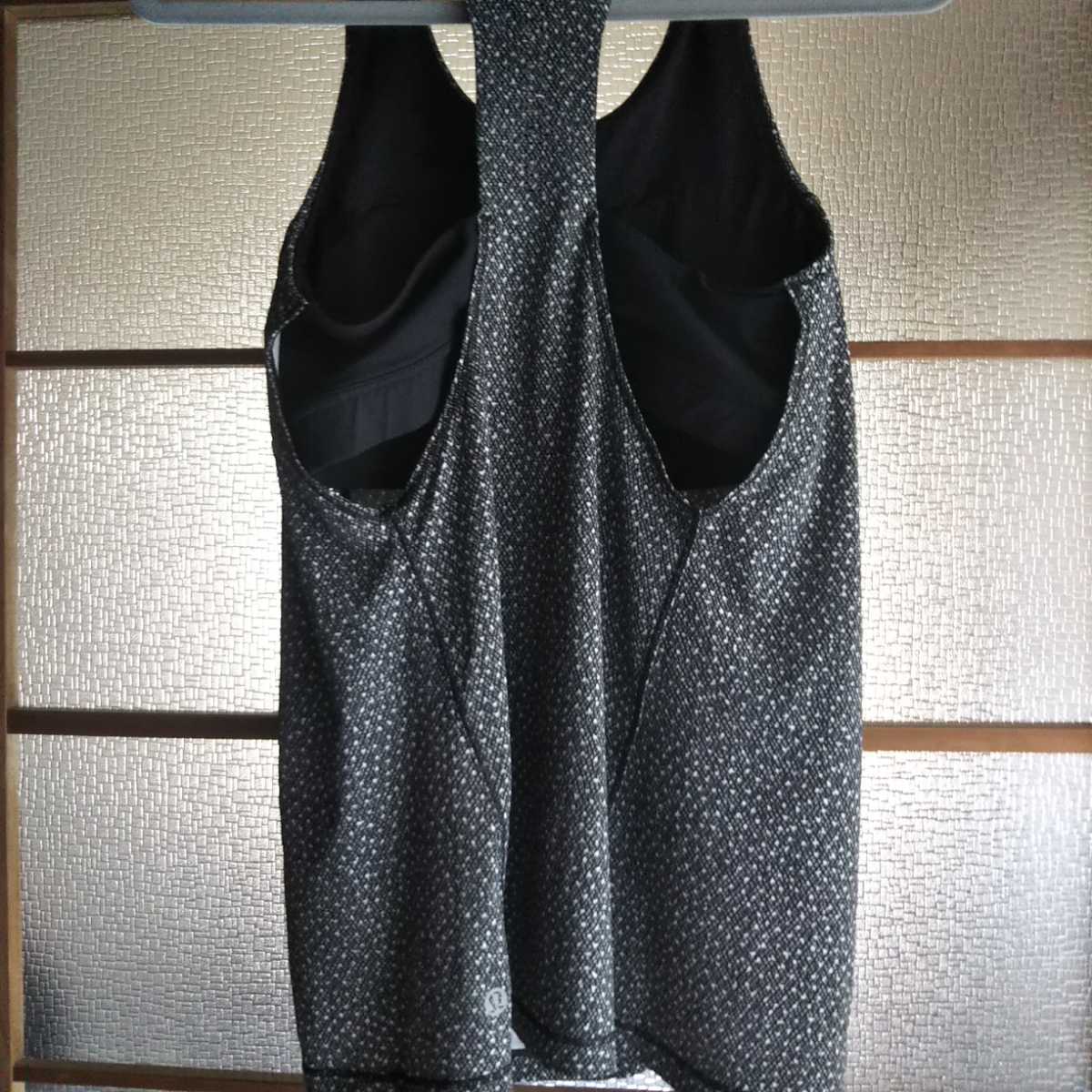 ルルレモン ブラ付きタンクトップ Sz6 hit it tank frozen fizz 中古 美品_画像2