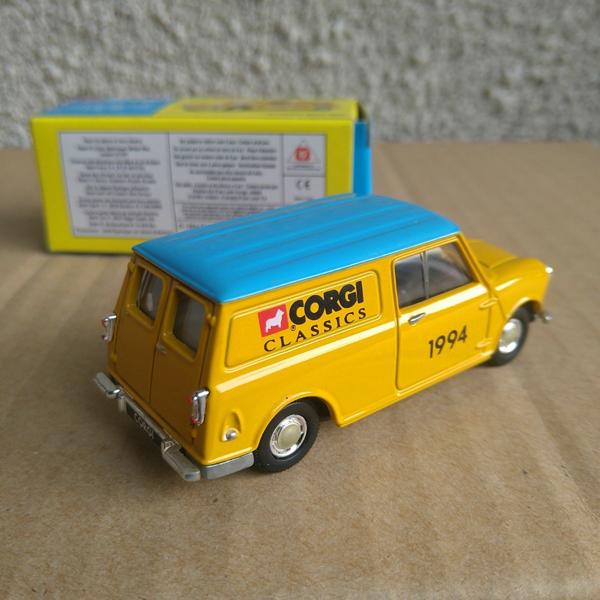 コーギー★モーリス ミニバン コレクターズクラブ 10周年記念 CORGI MORRIS MINI VAN ミニクーパー