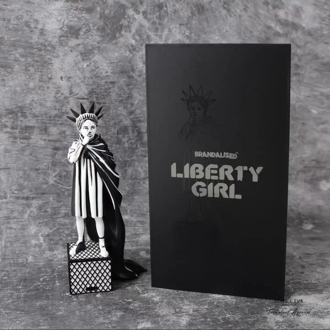 『リバティーガール 』BANKSY フィギュア　スタチュー　バンクシー　Mighty Jaxx Liberty Girl 入手困難　正規品　未使用新品　 送料込み