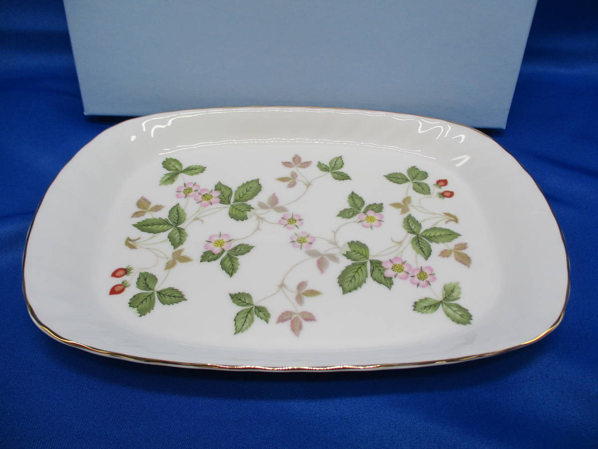 1317 WEDG WOOD ウェッジウッド ワイルドストロベリー スパイラルトレイ 菓子皿 金淵 箱入り(ウェッジウッド)|売買されたオークション情報、yahooの商品情報をアーカイブ公開 - オークファン(aucfan.com) 1317 WEDG WOOD ウェッジウッド ワイルドストロベリー スパイラルトレイ 菓子皿 金淵 箱入り(ウェッジウッド)|売買されたオークション情報、yahooの商品情報をアーカイブ公開 - オークファン(aucfan.com)