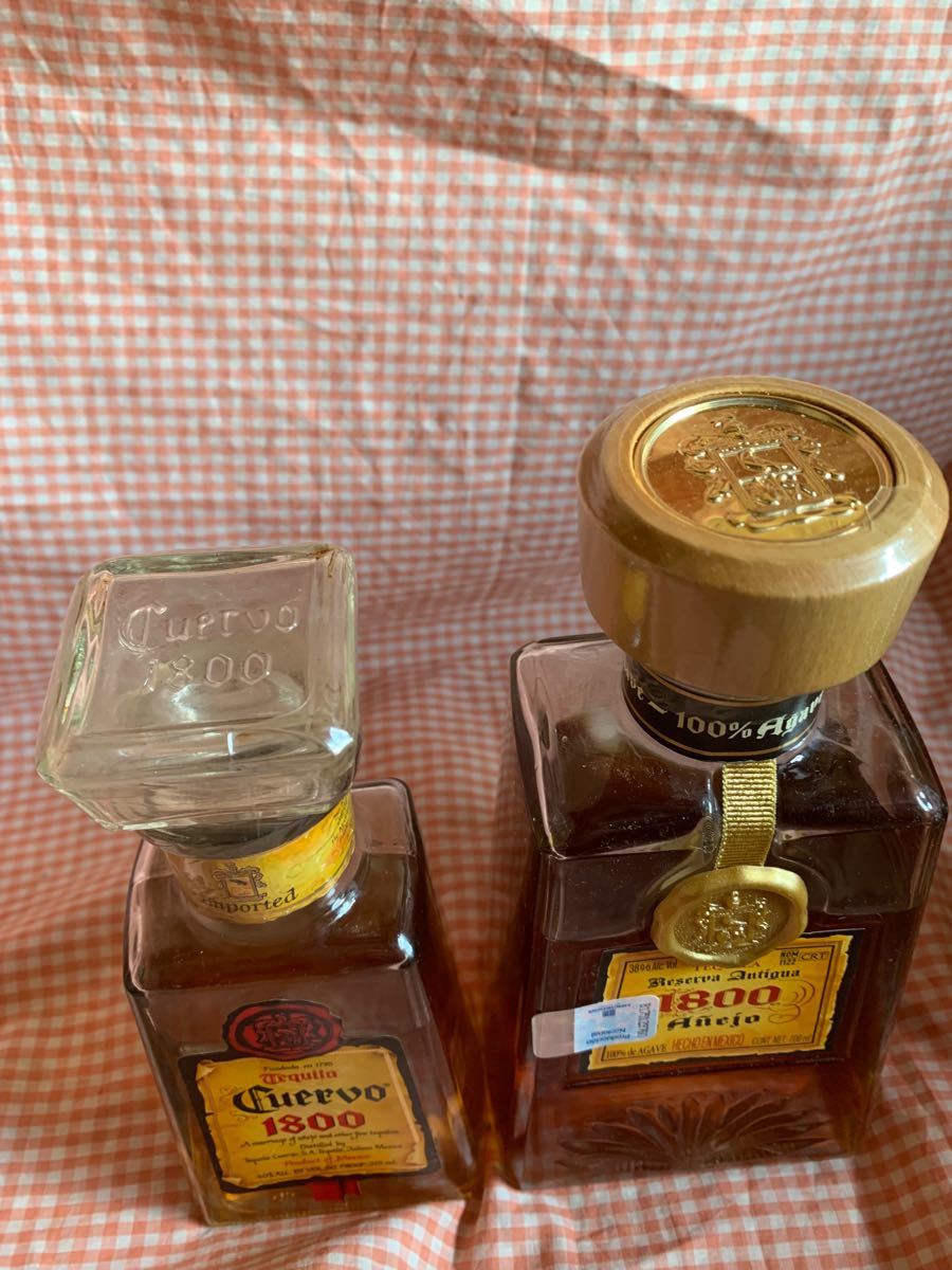 古酒 cuervo 1800 テキーラ クエルボ アネホ セット 今日で価格 古酒 cuervo 1800 テキーラ クエルボ アネホ セット 今日で価格