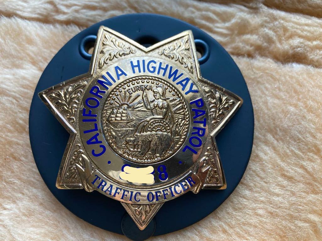 カリフォルニアハイウェイパトロール CHP実物ブレスト フラットバッジ