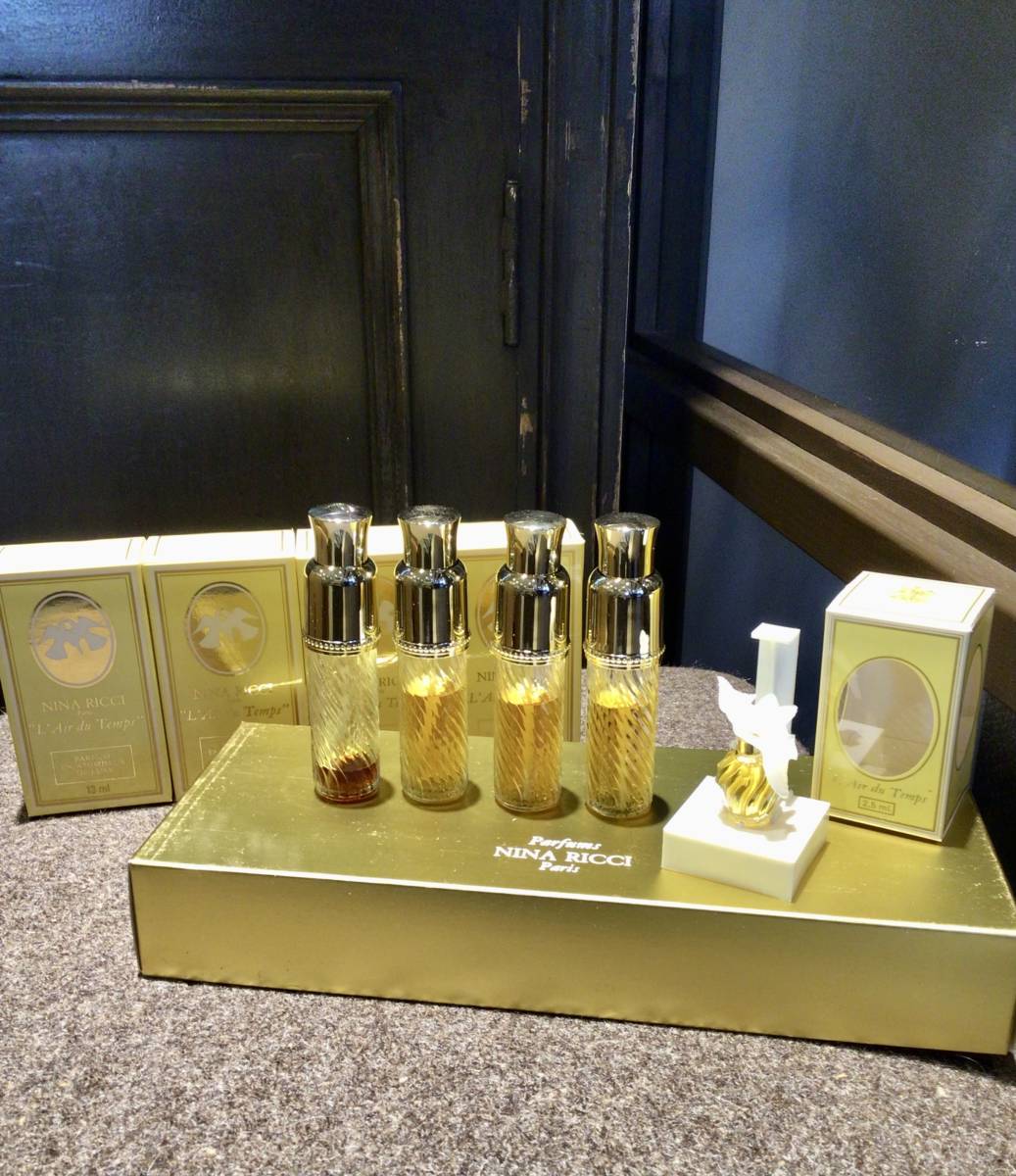 お取り寄せ】 NINA RICCI ラリックボトル レールデュタン など 香水 5点セット 香水(女性用) ニナリッチ ミニチュア5個セット