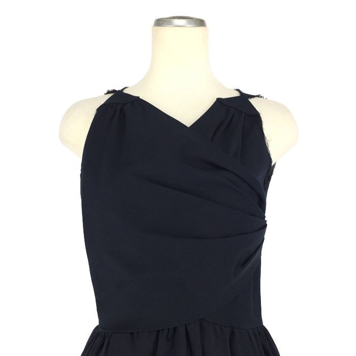 [ as good as new ][ beautiful goods ] Fendi FENDI no sleeve One-piece size 38 dark blue 