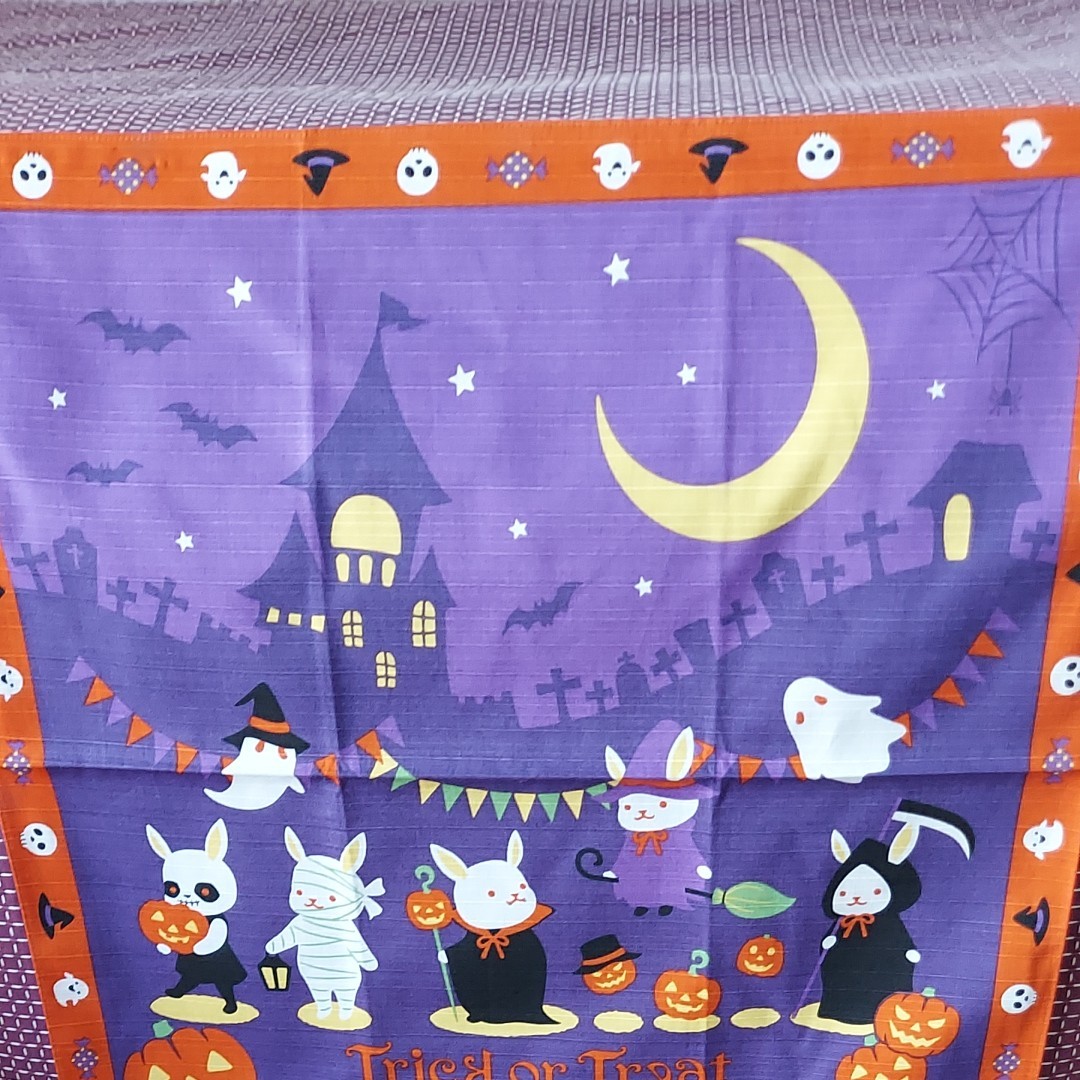 新品　ハロウィーンタペストリー