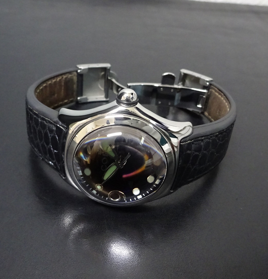 希少 CORUM コルム バブル 39.250.20 黒文字盤 36mmケース 純正ベルト
