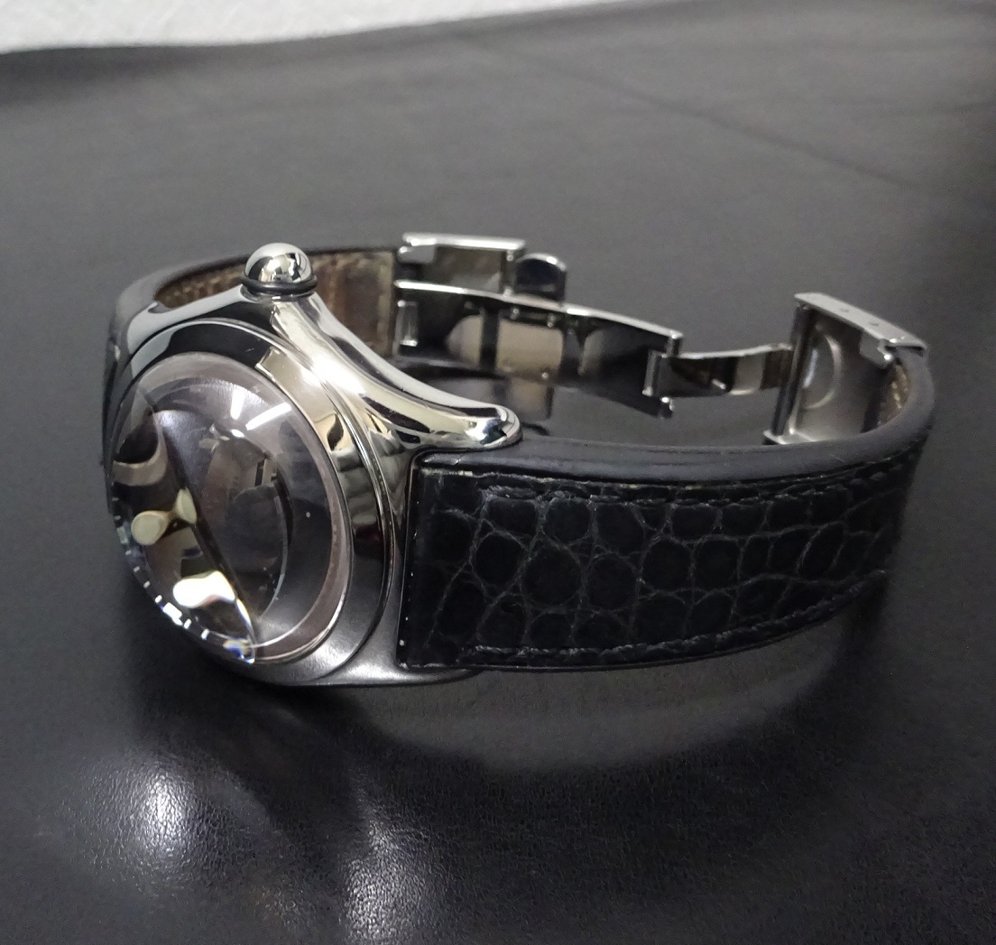 希少 CORUM コルム バブル 39.250.20 黒文字盤 36mmケース 純正ベルト