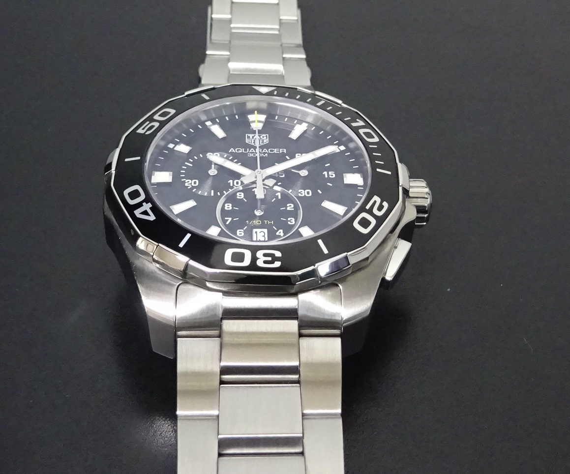 美品 TAG Heuer タグホイヤー アクアレーサー 300m クロノグラフ CAY111A.BA0927 メンズサイズ 国際保証書あり 純正内外箱あり 本物_画像5