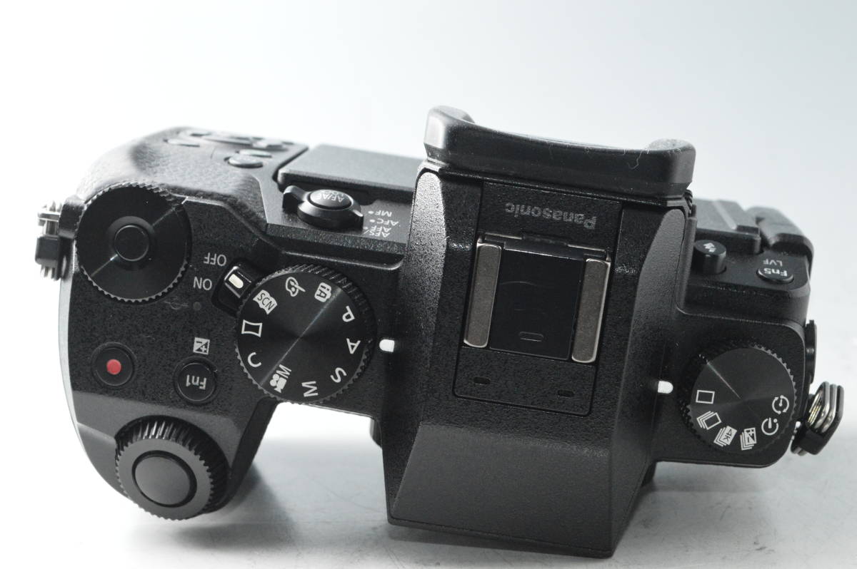 8453【美品】シャッター数9406回 Panasonic パナソニック LUMIX DMC-G7