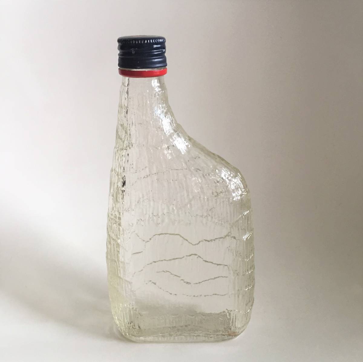 ◆ビンテージ Finlandia Vodka ボトル ガラス Finland購入品 フィンランディア 北欧 Tapio Wirkkala タピオヴィルカラ スペースエイジ