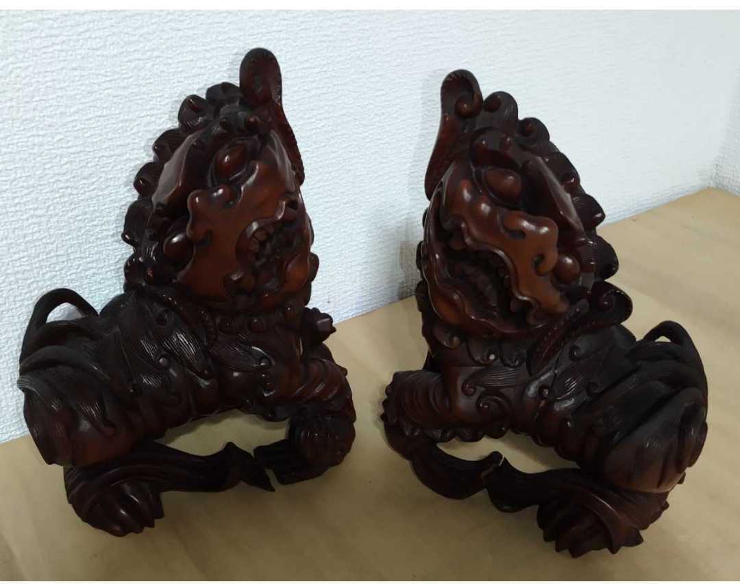 【狛犬？】 木製の置物　アジアンテイスト　エスニック　アンティーク　インテリア　コレクション　置物　２体セット