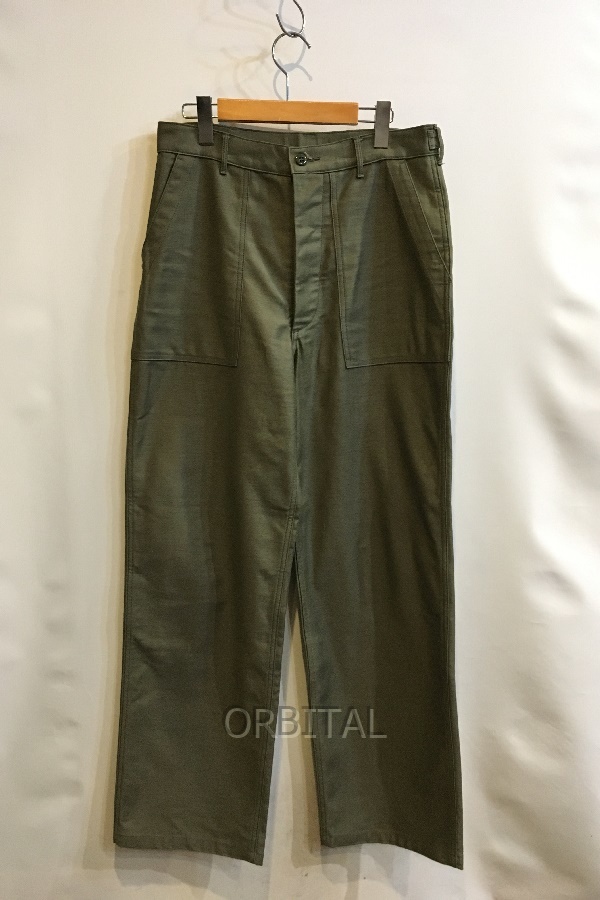 二子玉)HYKE ハイク 22SS BACK SATIN BAKER PANTS 13235 バックサテン