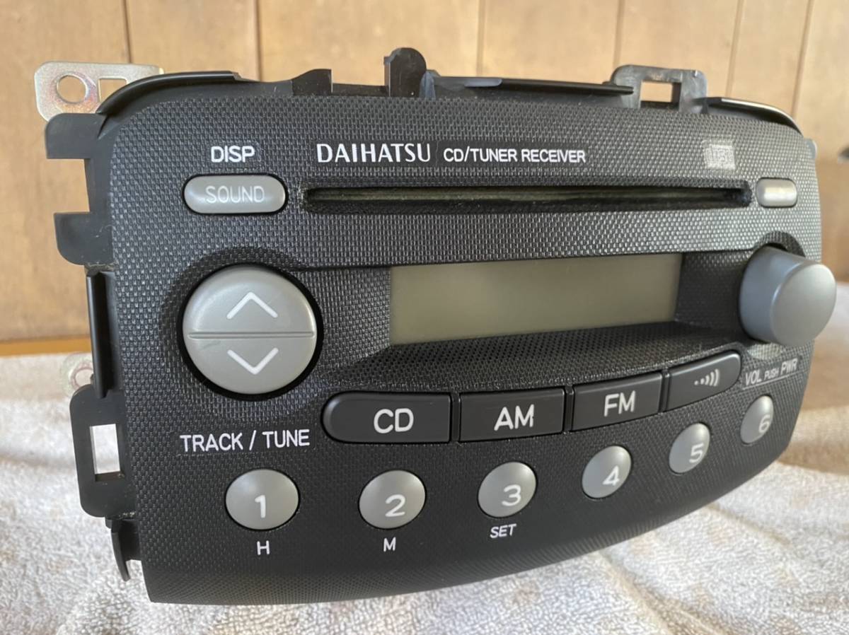 * Daihatsu Esse L235S оригинальный аудио CD 86180-B2650 прекрасный товар! рабочее состояние подтверждено!*