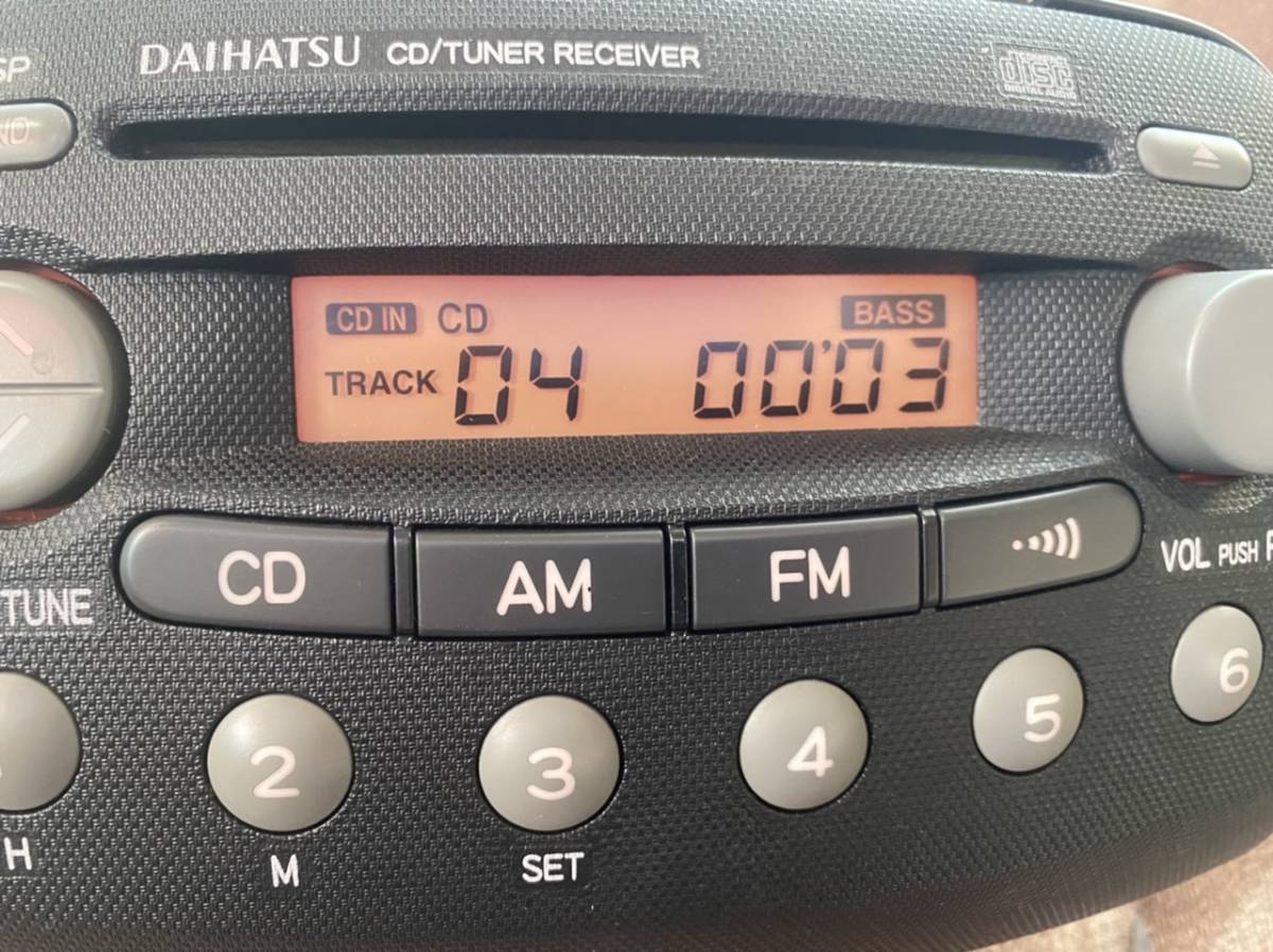 * Daihatsu Esse L235S оригинальный аудио CD 86180-B2650 прекрасный товар! рабочее состояние подтверждено!*
