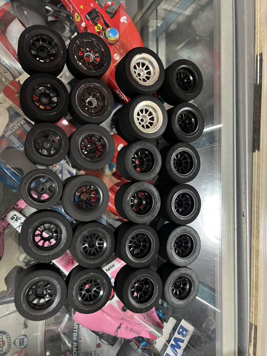 タミヤ F1 フェラーリ F104 モーター アンプ サーボ付き タイヤ タミヤ F1 フェラーリ F104 モーター アンプ サーボ付き タイヤ