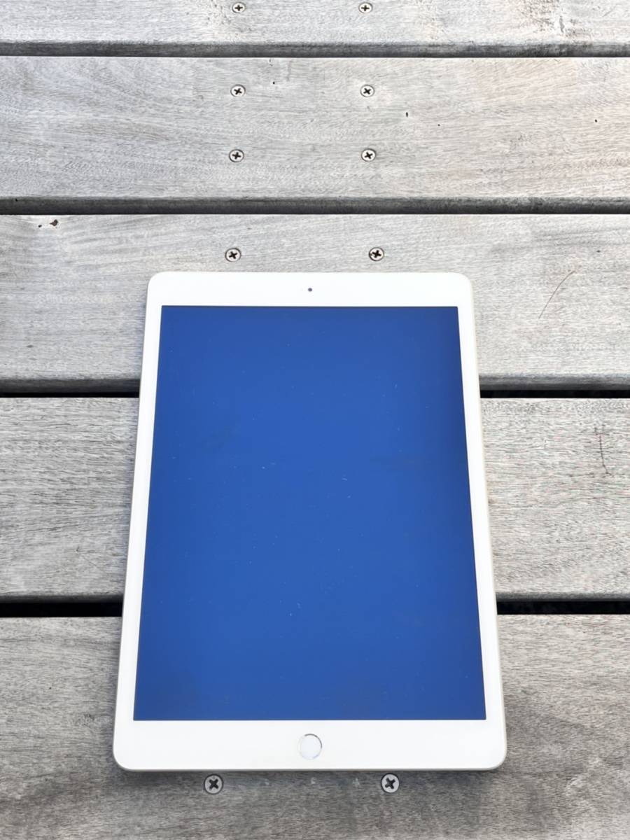 Apple iPad 第7世代 Wi-Fiモデル 10.2インチ A2197本体 ジャンク起動可