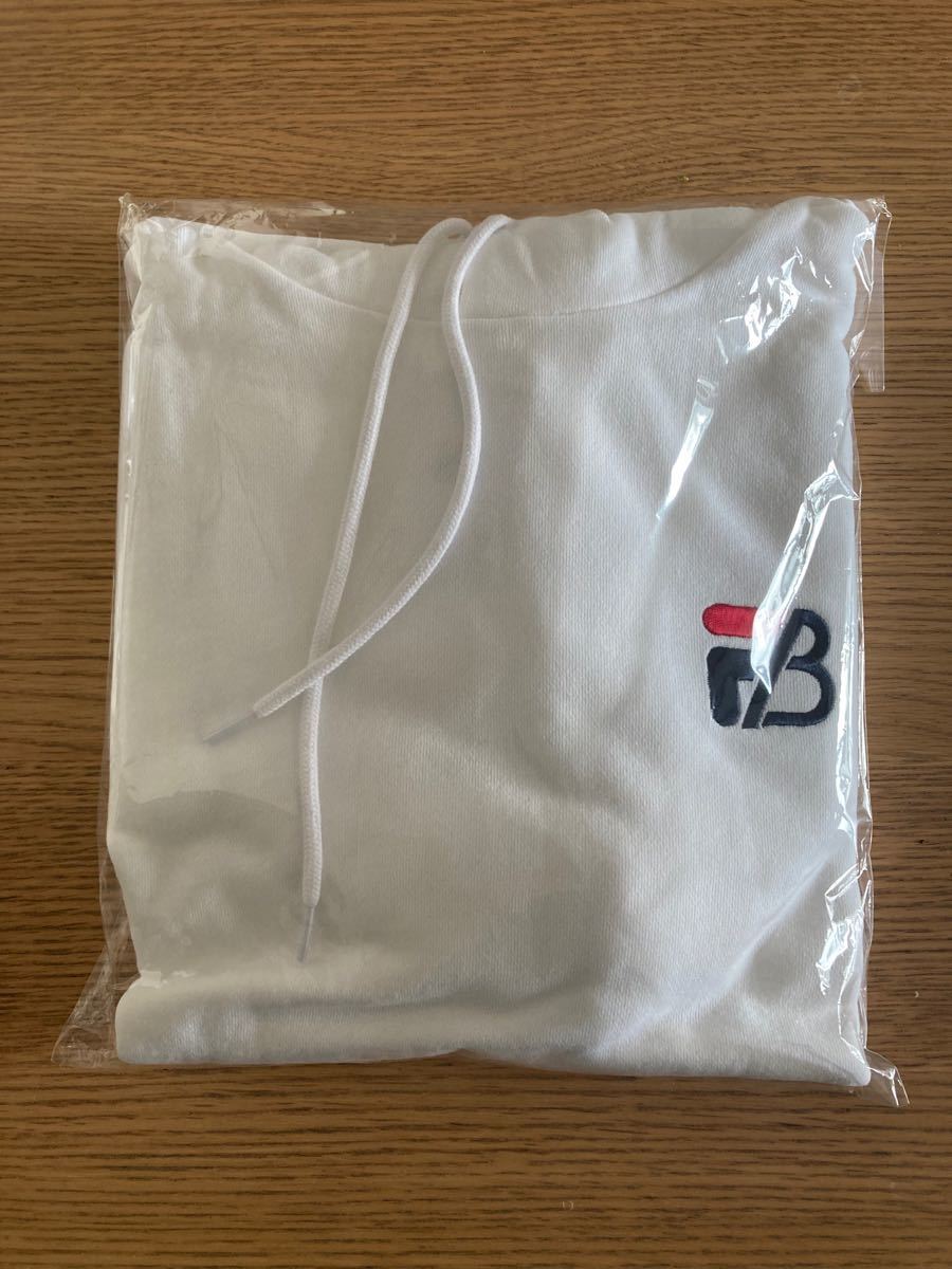 FILA BE:FIRST コラボ パーカー 白 ホワイト ジュノン 公式通販ストア Lサイズ 白 パーカー コラボ FILA JUNON着用 BE:FIRST パーカー