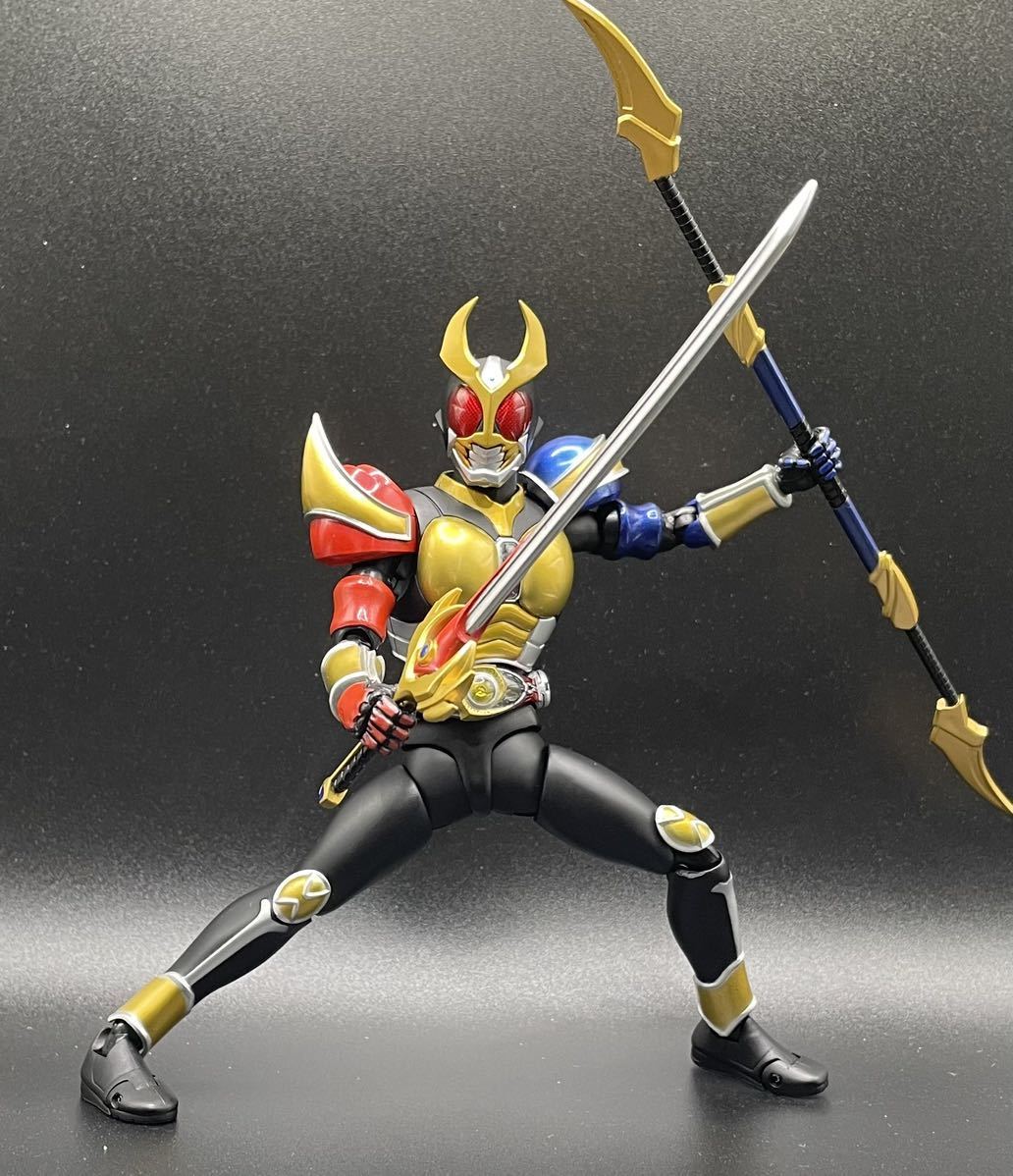 S.H.Figuarts（真骨彫製法） 仮面ライダーアギト トリニティフォーム➂