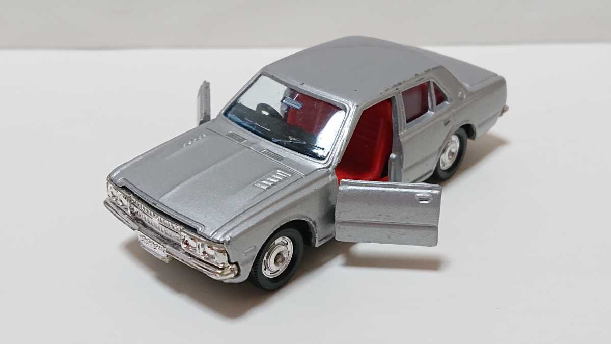 トミカ ダンディ No,57(?) 1/45 トヨタ コロナ 2000GT 当時の物 トミカ ダンディ No,57(?) 1/45 トヨタ コロナ 2000GT 当時の物
