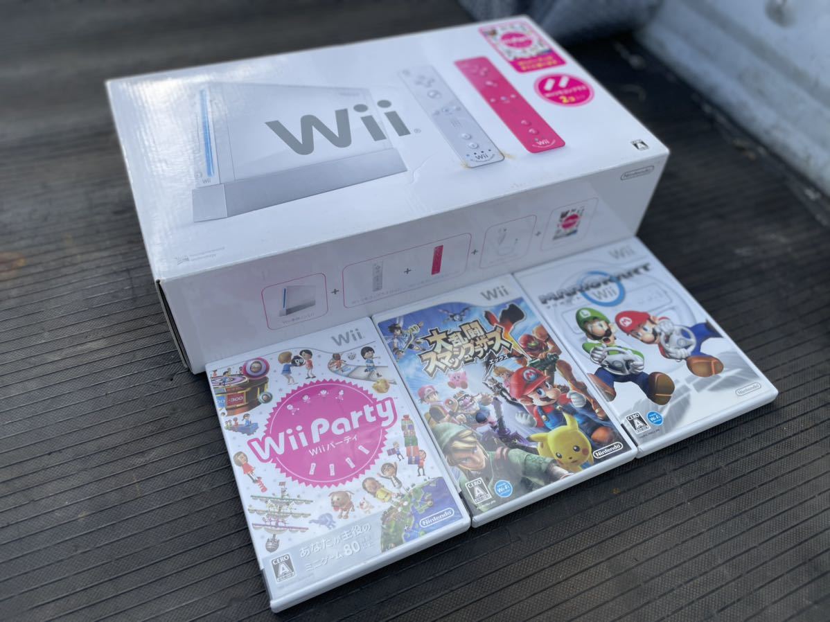 展示品 美品 任天堂 Wii Wiiパーティーセット シロ 元箱 完動品 動作確認済み コントローラー 大乱闘 ソフトセット
