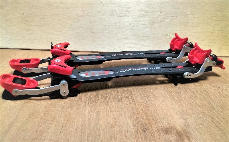 エボリューションライトEvolutin Light 山スキービンディング未使用