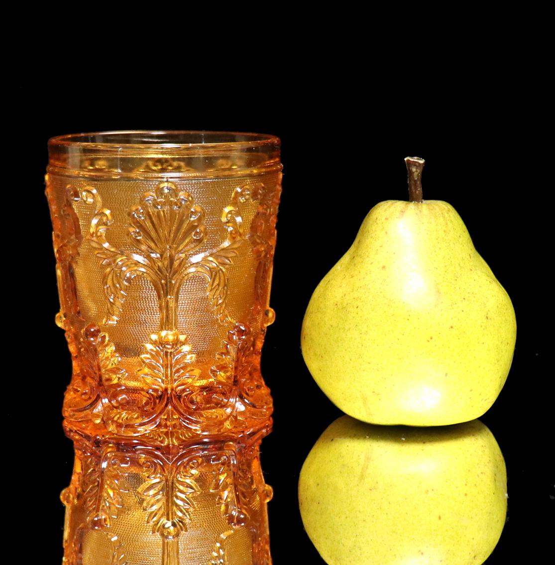 オールド・バカラ (BACCARAT) 1840年 貴重 グラス 琥珀色 大型