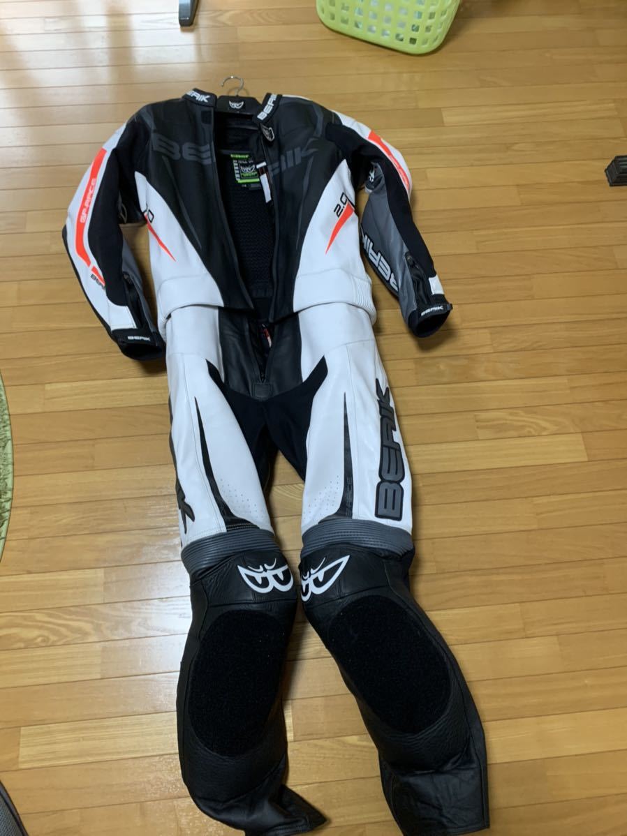 最終値下げ ベリック ツナギ セパレートタイプ ほぼ新品 XL
