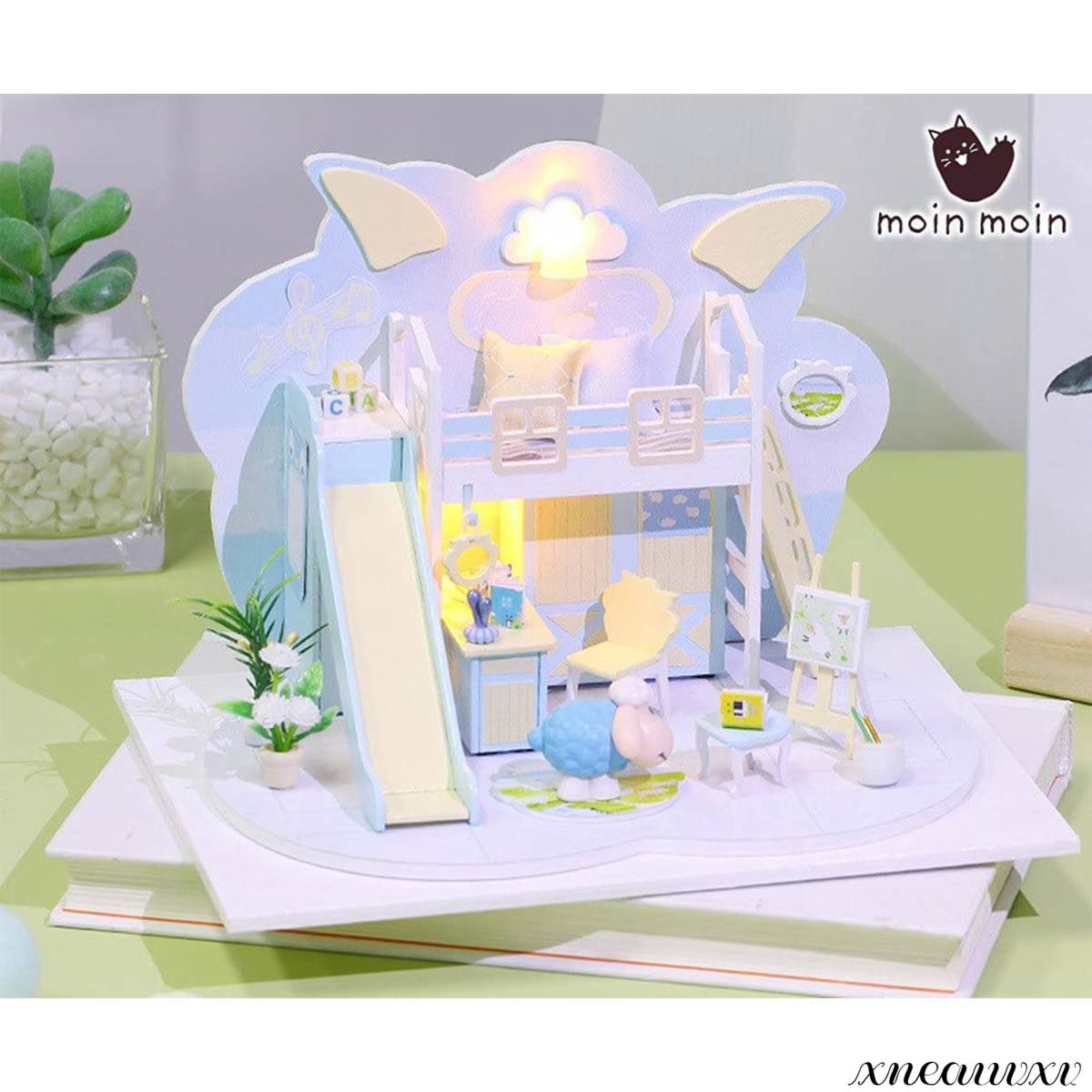 かわいいデザインの ドールハウス ミニチュア LEDライト アクリルケース 人形 お家 おままごと 組み立て プレゼント 模型 おもちゃ