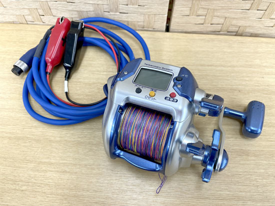 中古美品 シマノ 電動リール 電動丸 3000H コード付き SHIMANO 通電