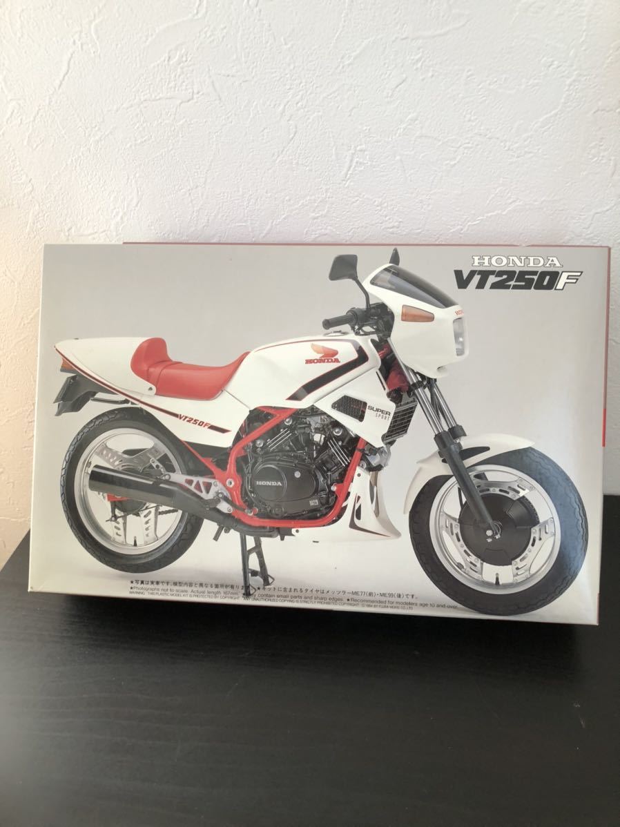 最大52%OFFクーポン 希少 アオシマ HONDA NEW VT250F setonda.com