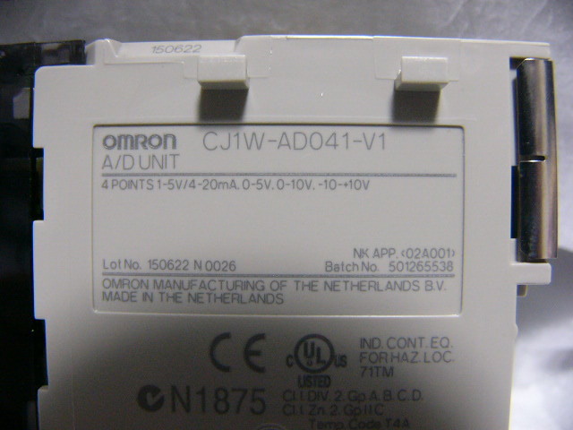 ☆未使用に近い☆ OMRON PLC CJ1W-AD041-V1 AD変換/アナログ入力